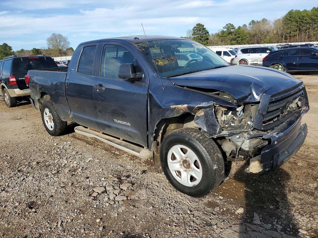 2010 TOYOTA TUNDRA DOUBLE CAB SR5 photo 4
