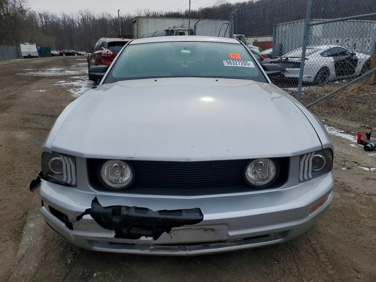 2007 FORD MUSTANG photo 5