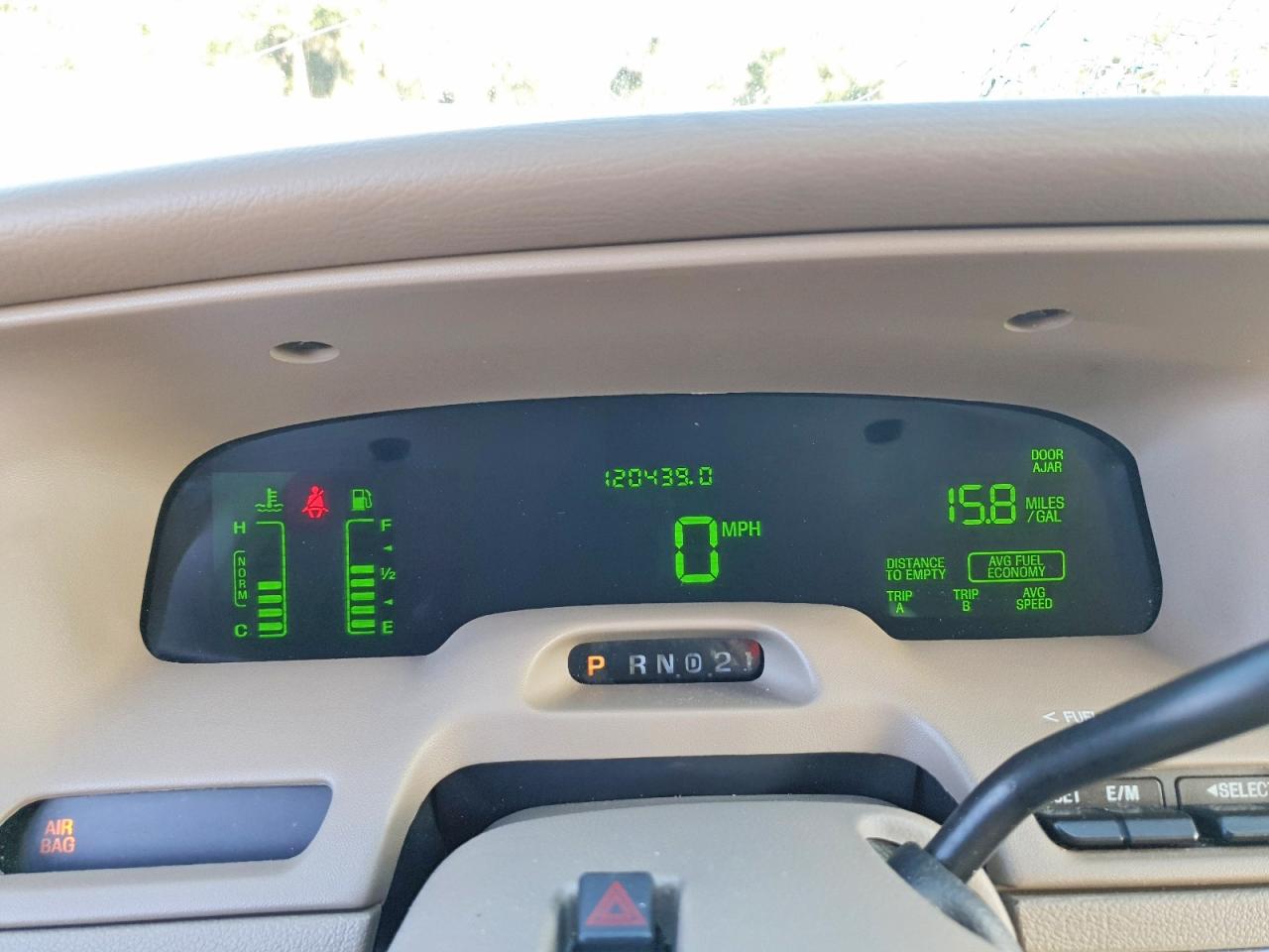 2004 MERCURY GRAND MARQUIS LS photo 9