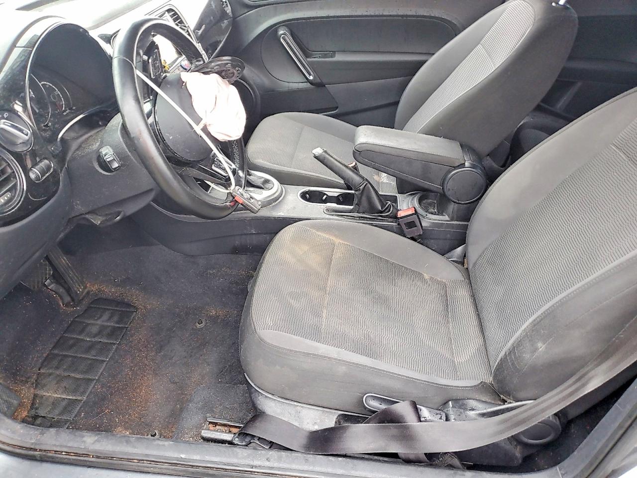2016 VOLKSWAGEN BEETLE 1.8T photo 7
