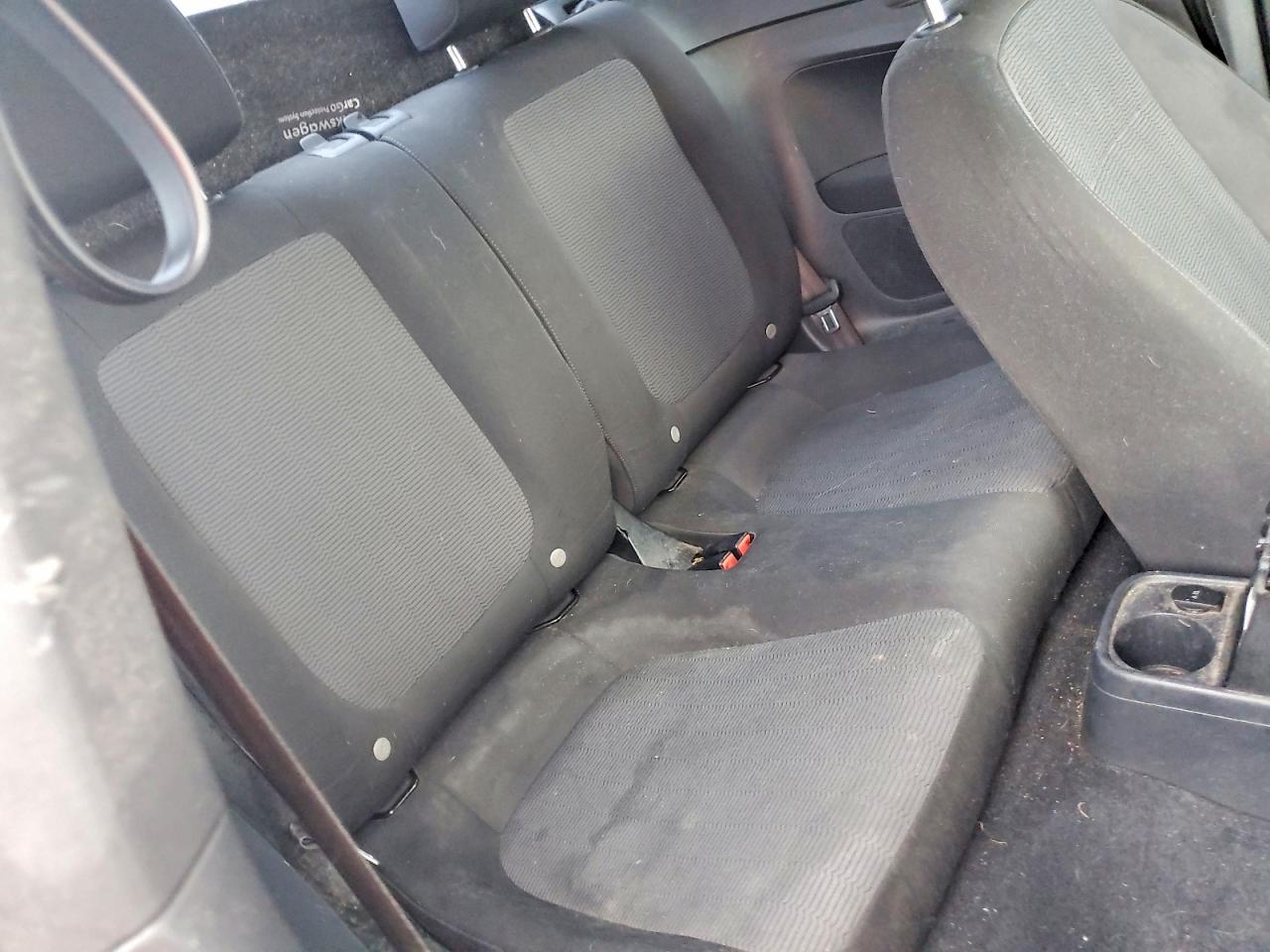 2016 VOLKSWAGEN BEETLE 1.8T photo 10