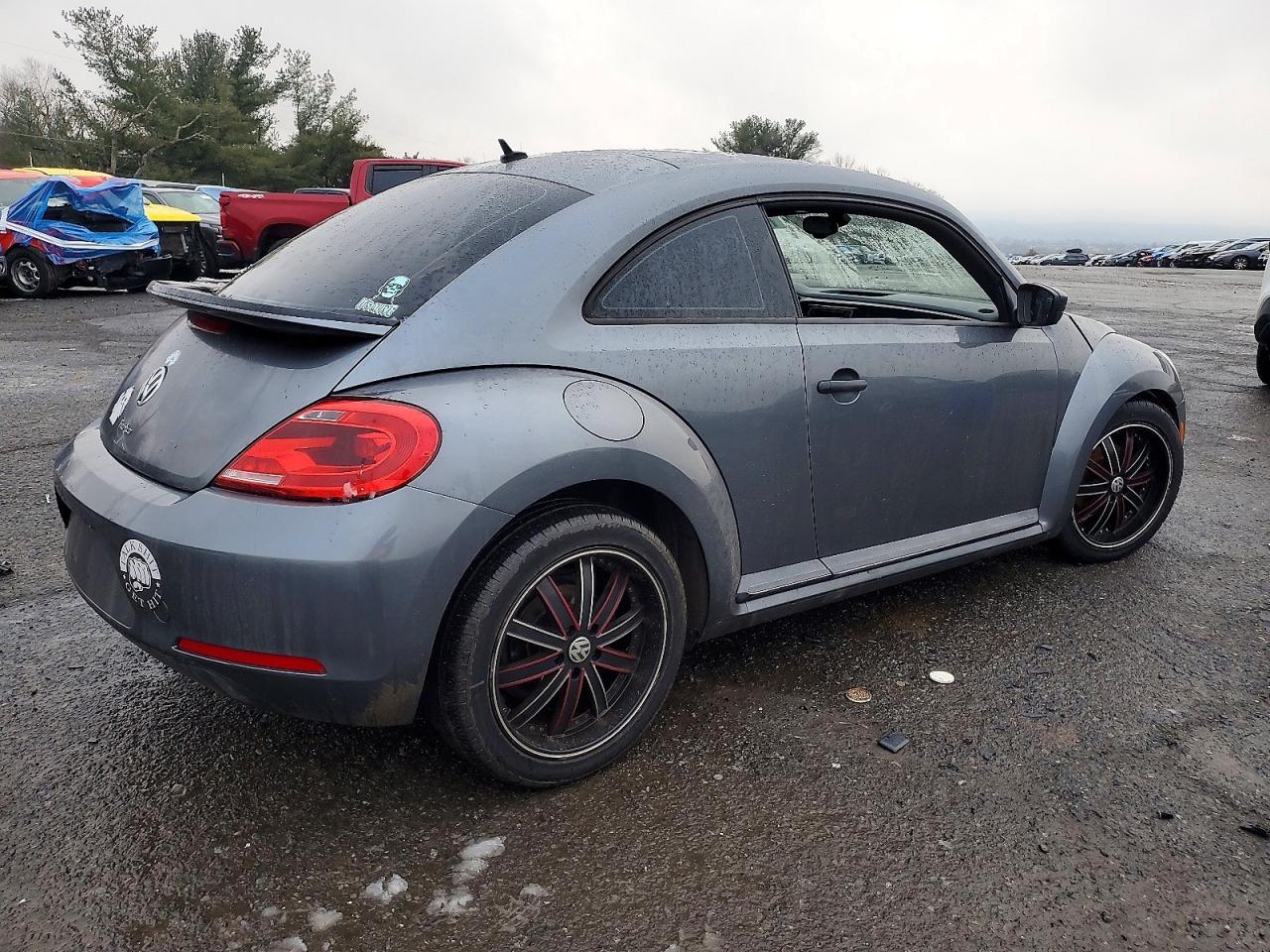 2016 VOLKSWAGEN BEETLE 1.8T photo 3