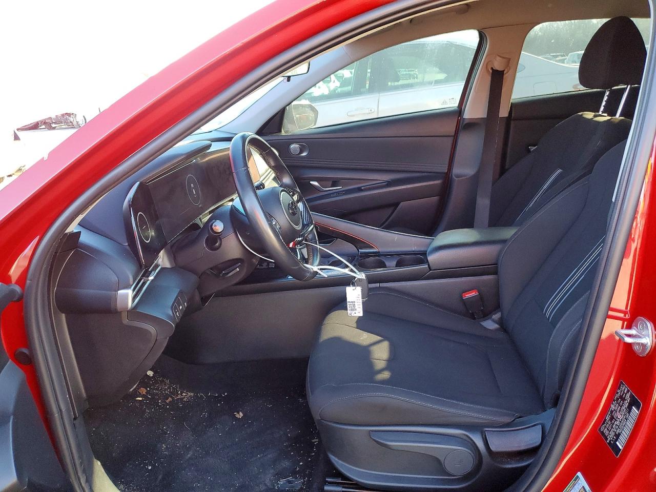 2023 HYUNDAI ELANTRA SEL photo 7