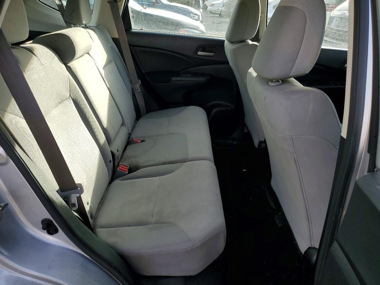 2016 HONDA CR-V LX photo 11