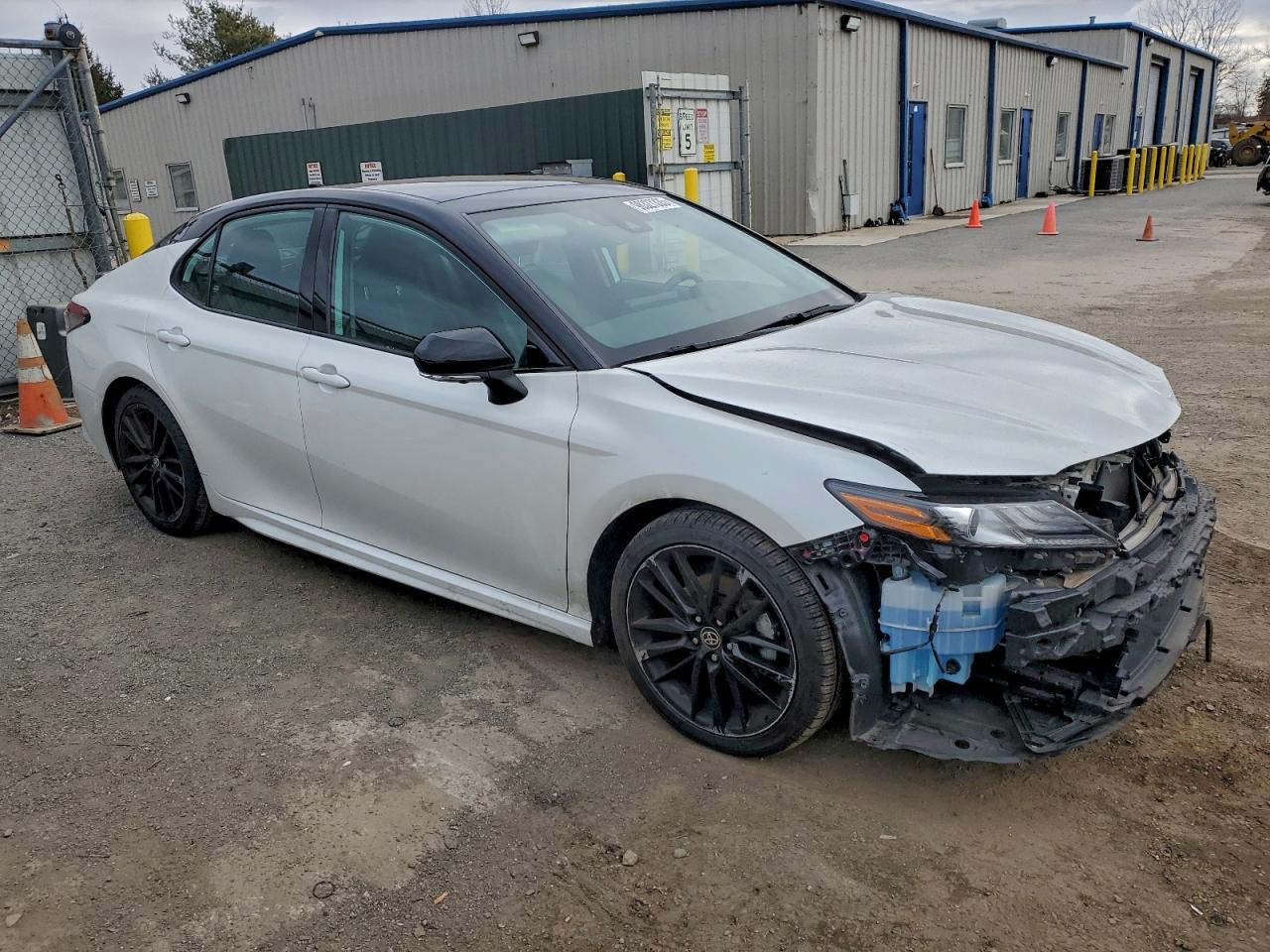 2021 TOYOTA CAMRY TRD photo 4
