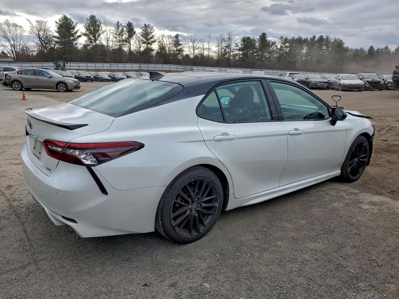 2021 TOYOTA CAMRY TRD photo 3