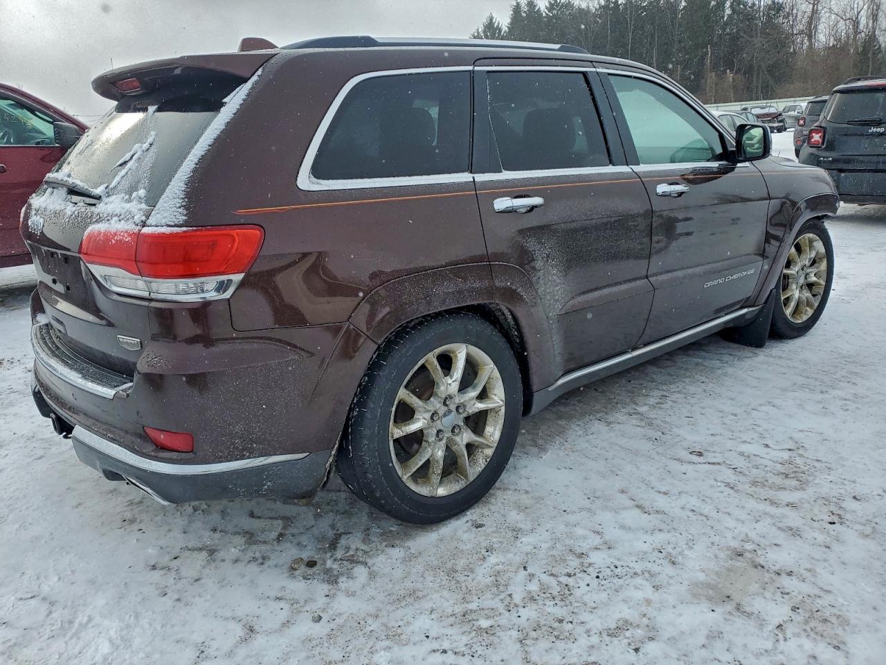 2015 JEEP GRAND CHEROKEE SUMMIT photo 3