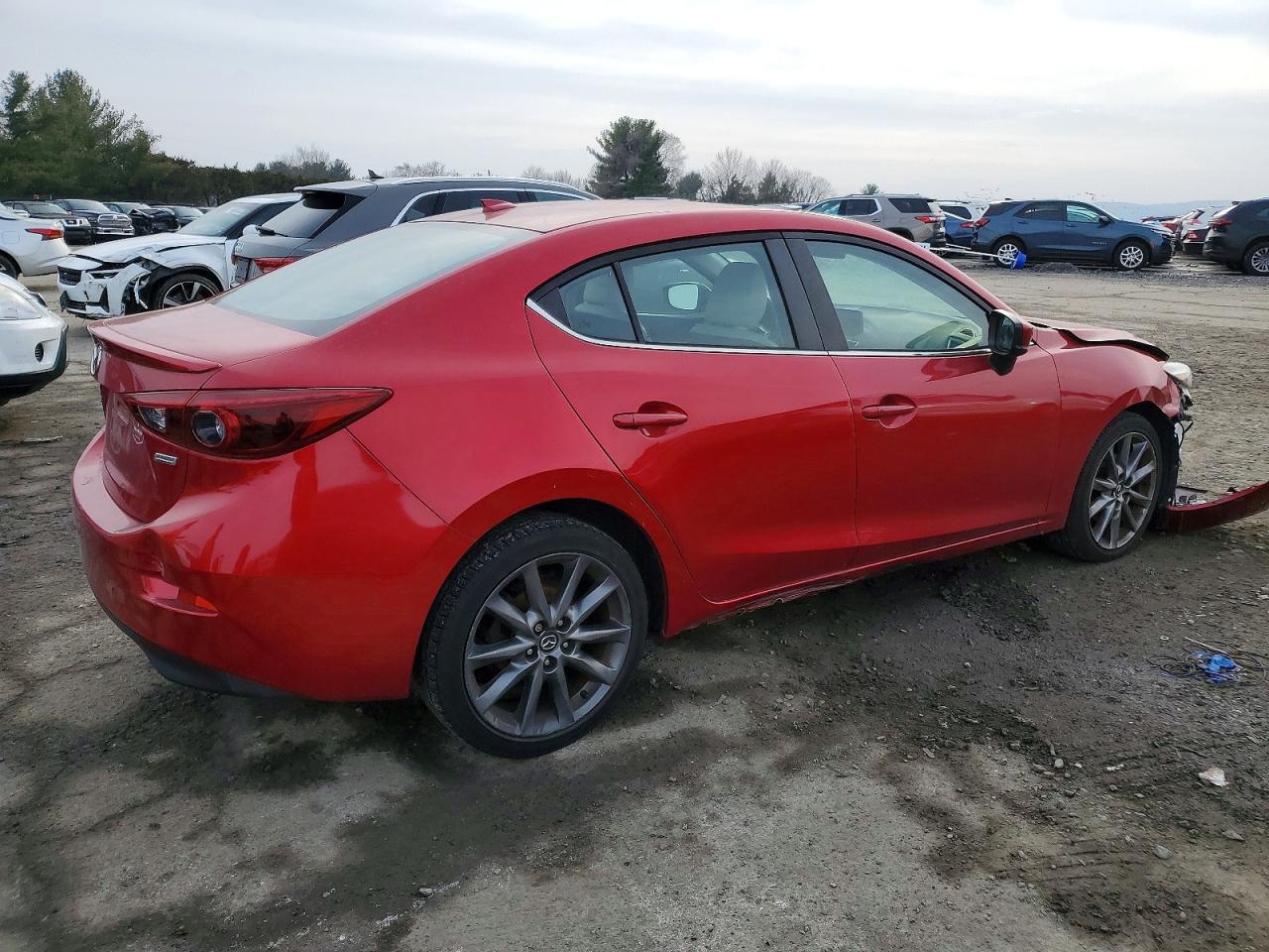 2018 MAZDA 3 GRAND TOURING photo 3