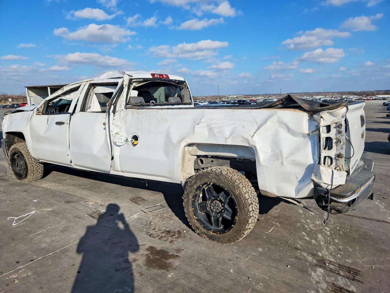 2015 CHEVROLET SILVERADO C2500 HEAVY DUTY photo 2