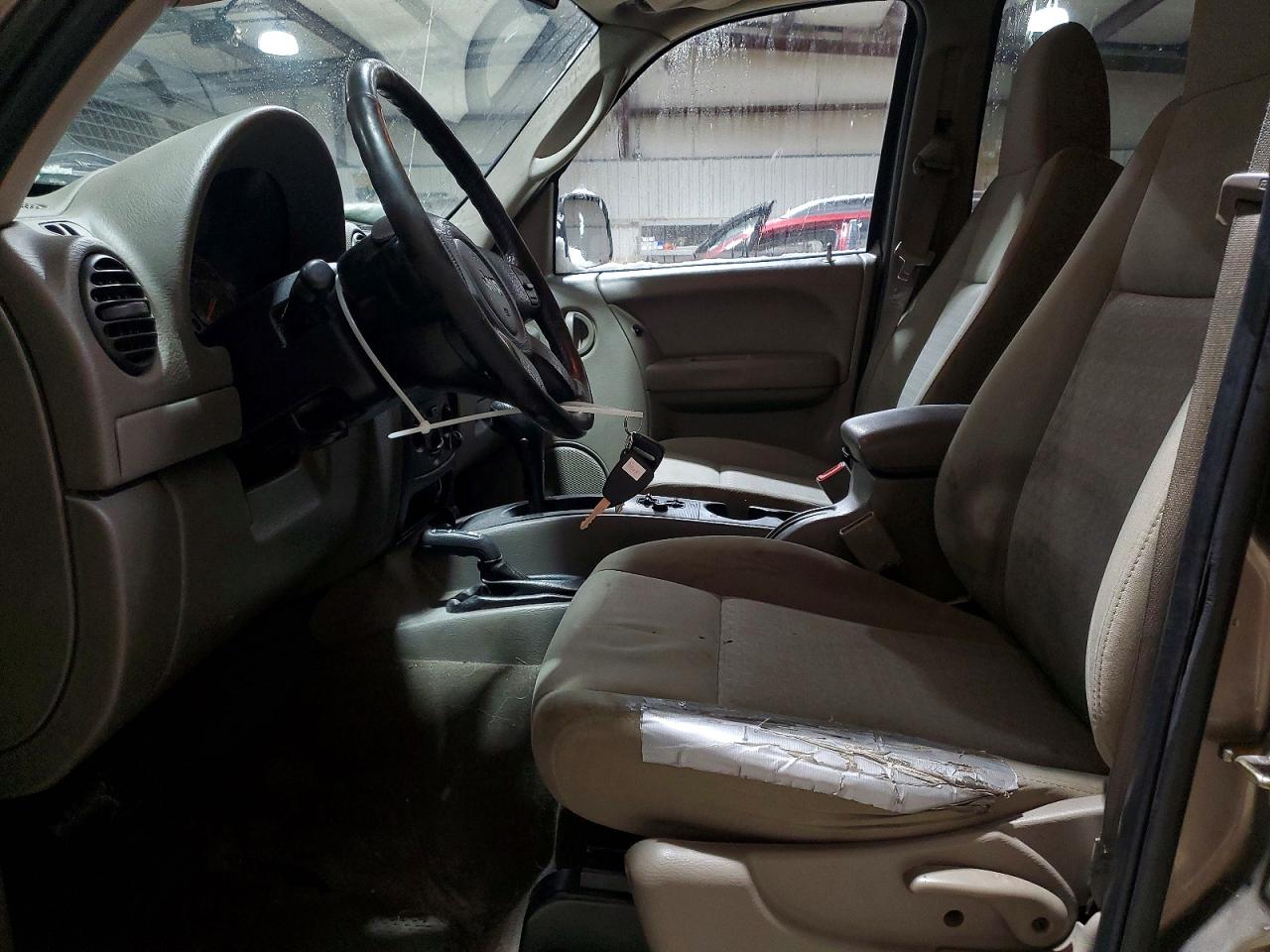 2005 JEEP LIBERTY SPORT photo 7
