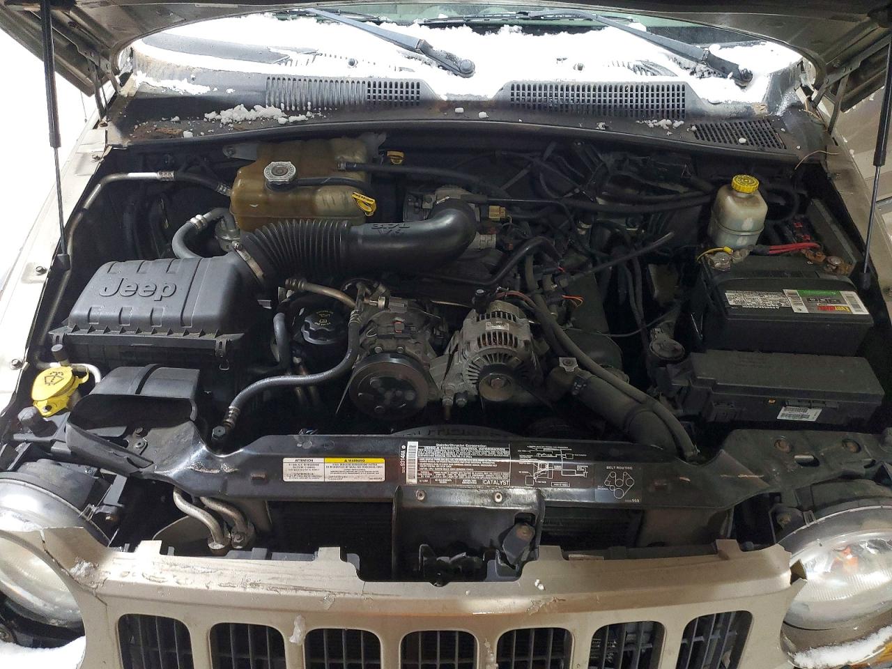 2005 JEEP LIBERTY SPORT photo 11
