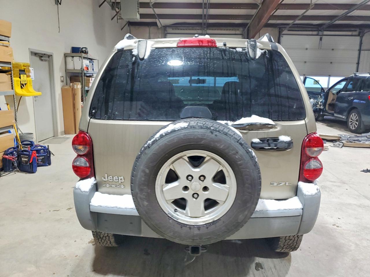 2005 JEEP LIBERTY SPORT photo 6