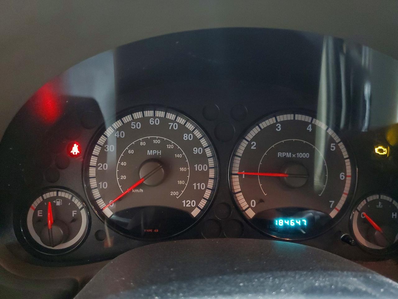 2005 JEEP LIBERTY SPORT photo 9