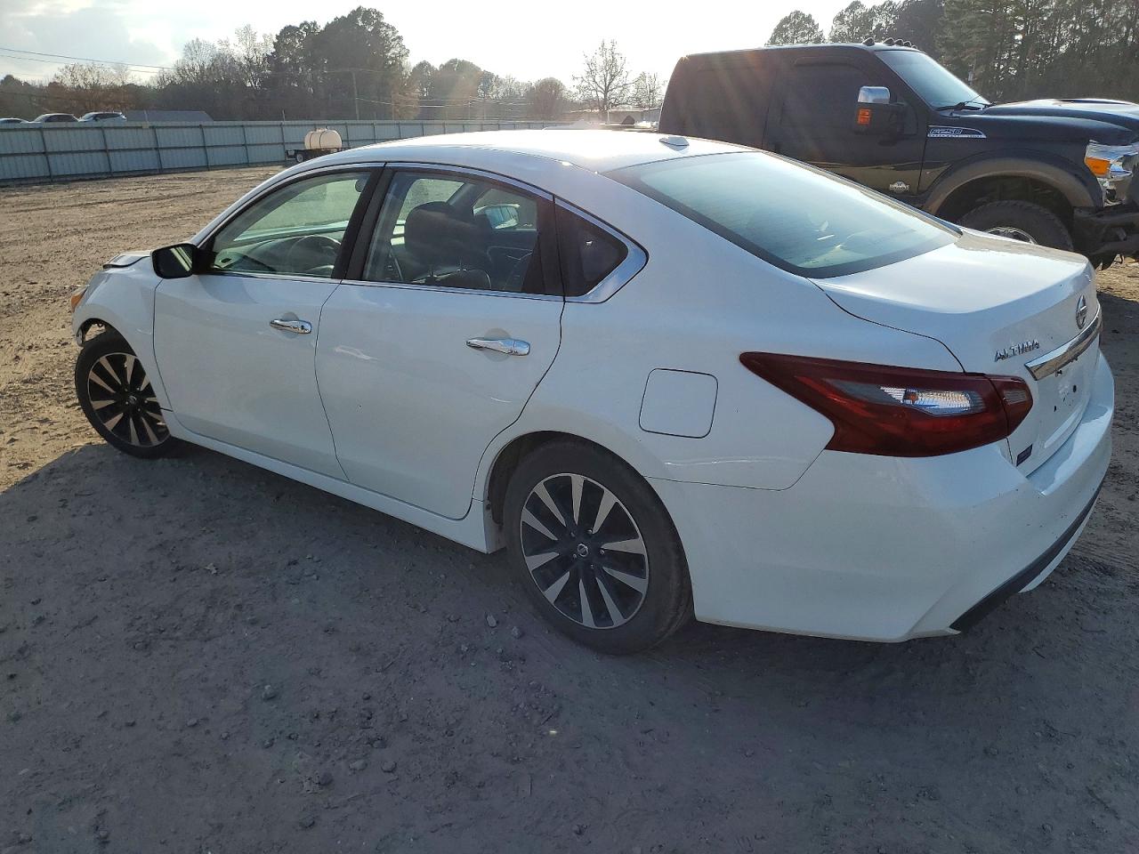 2018 NISSAN ALTIMA 2.5 photo 2