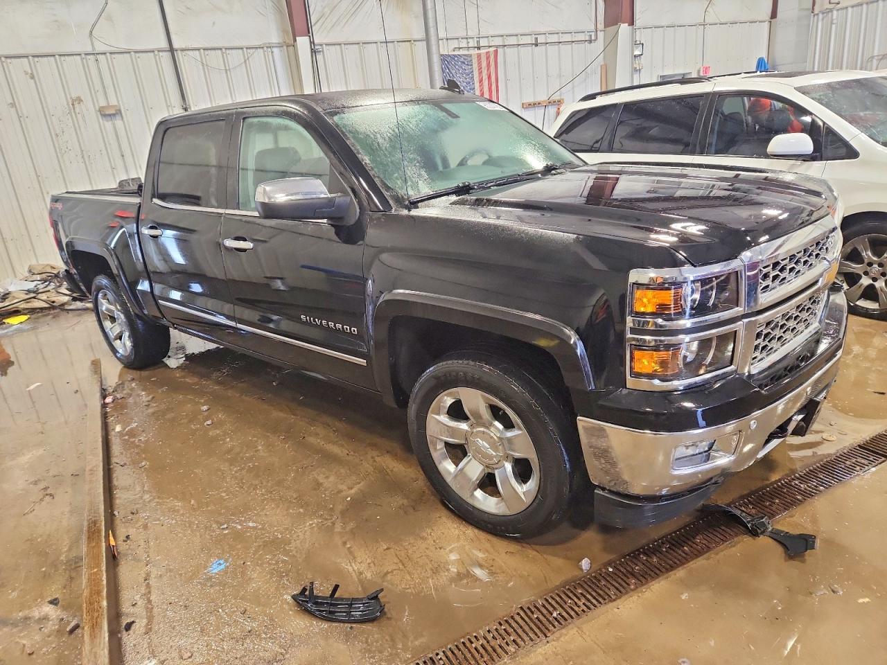 2015 CHEVROLET SILVERADO K1500 LTZ photo 4