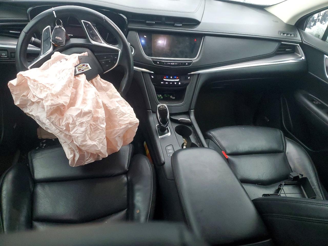 2017 CADILLAC XT5 LUXURY photo 8