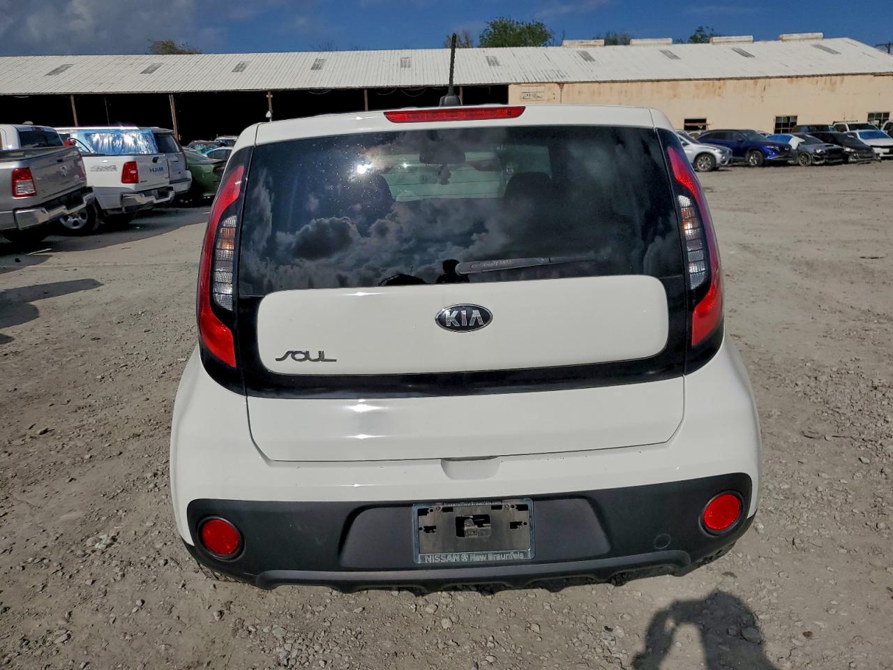 2017 KIA SOUL photo 6
