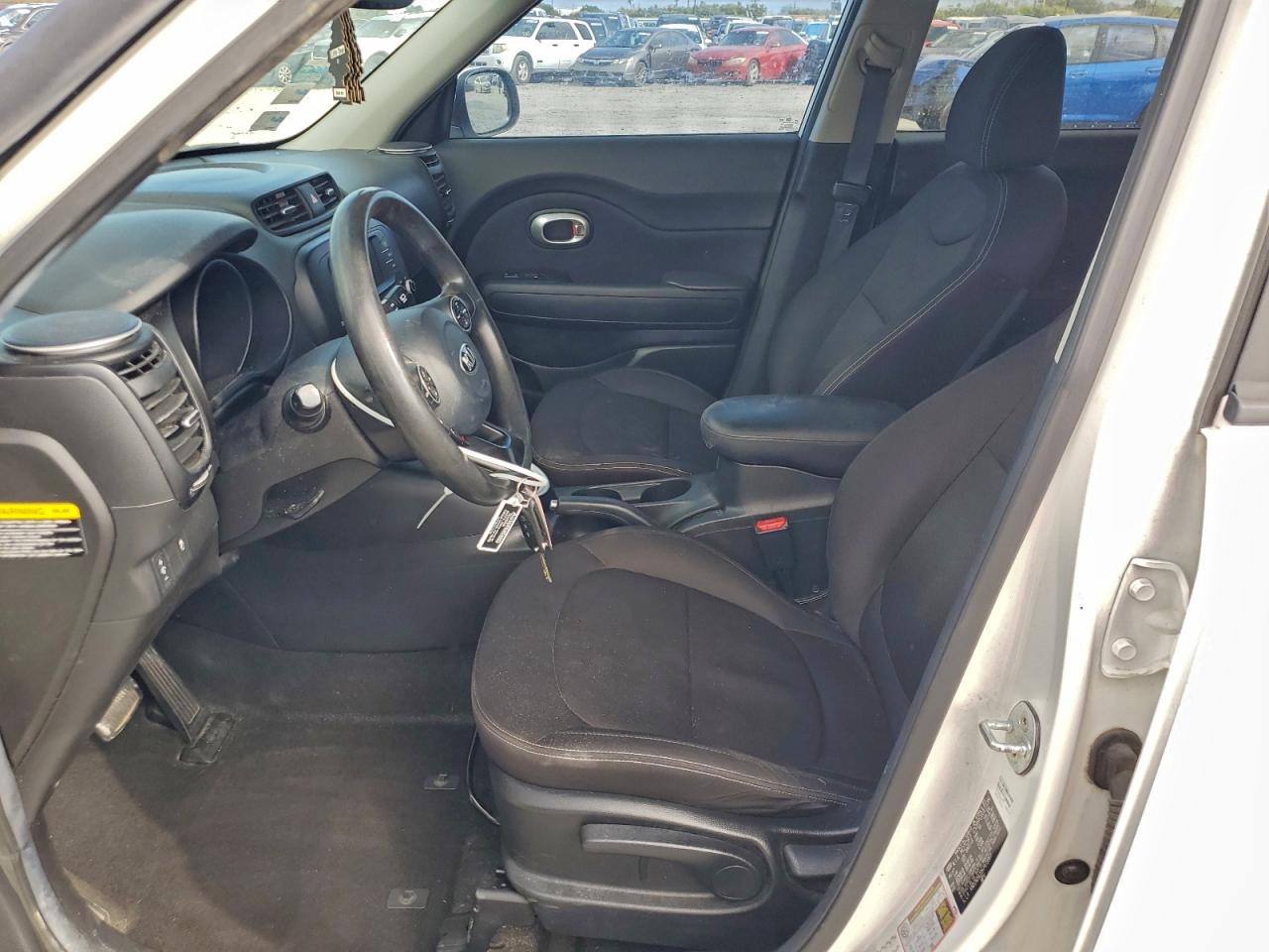 2017 KIA SOUL photo 7