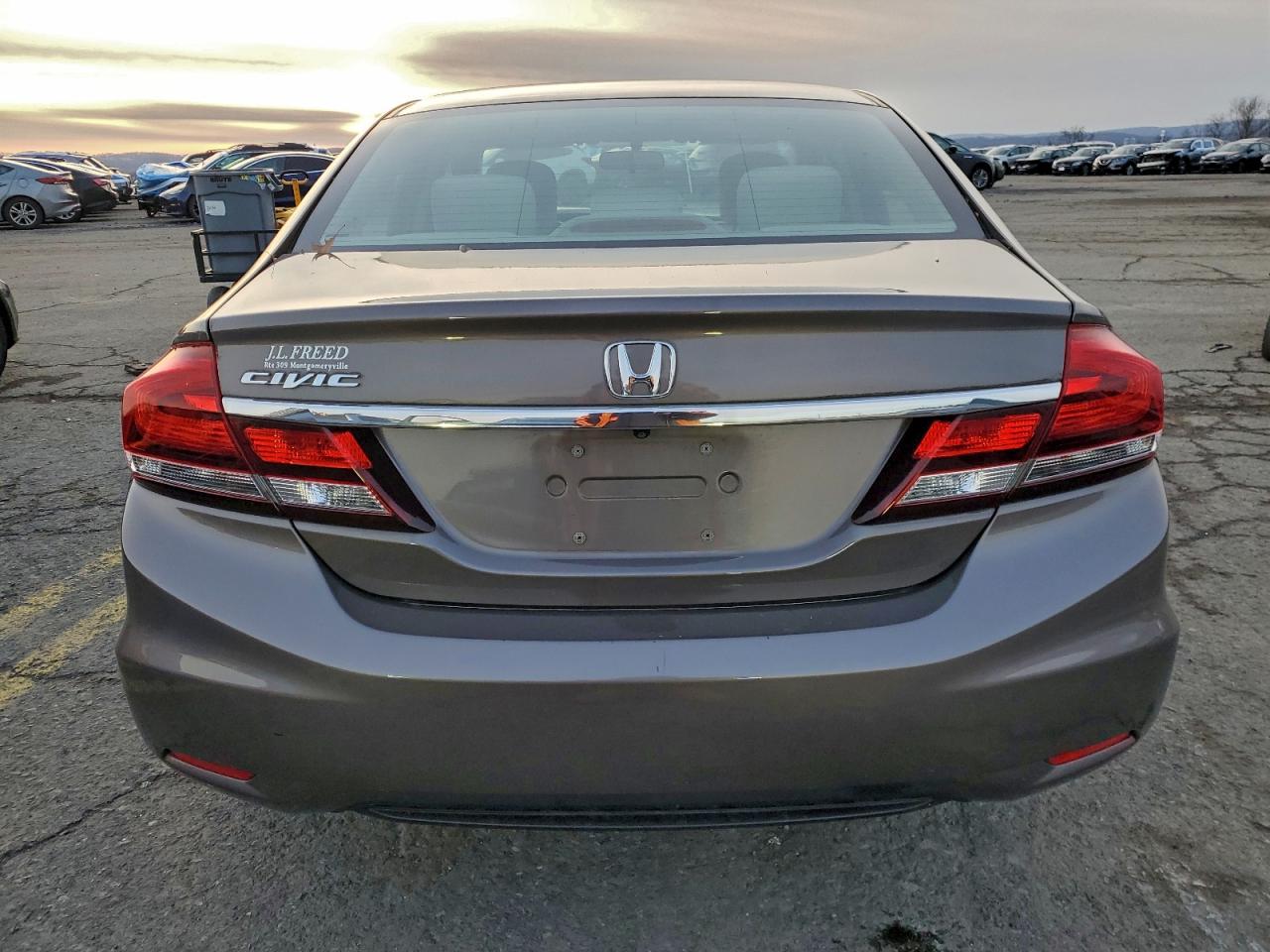 2015 HONDA CIVIC LX photo 6