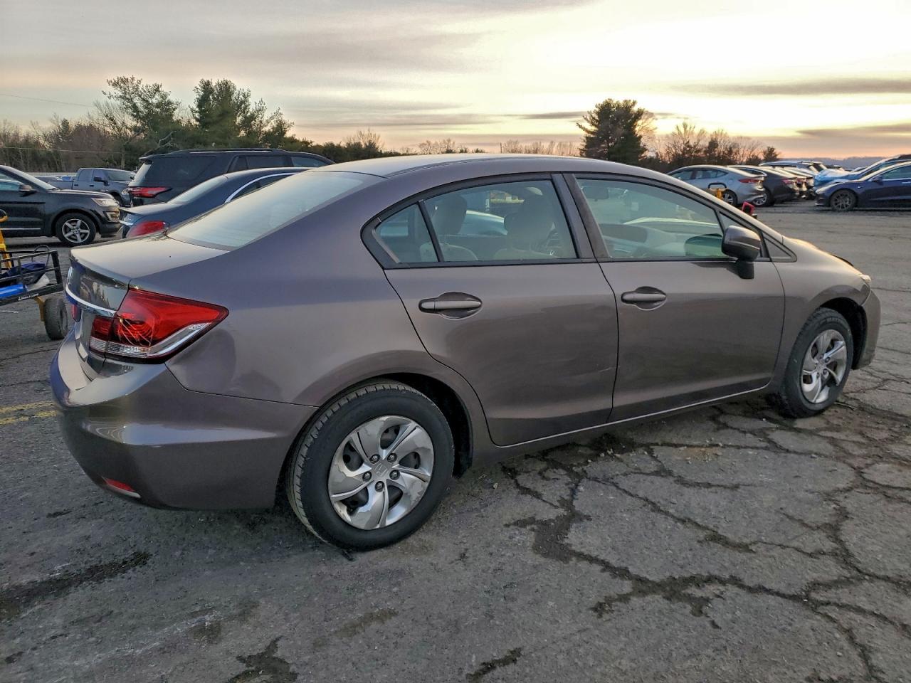 2015 HONDA CIVIC LX photo 3