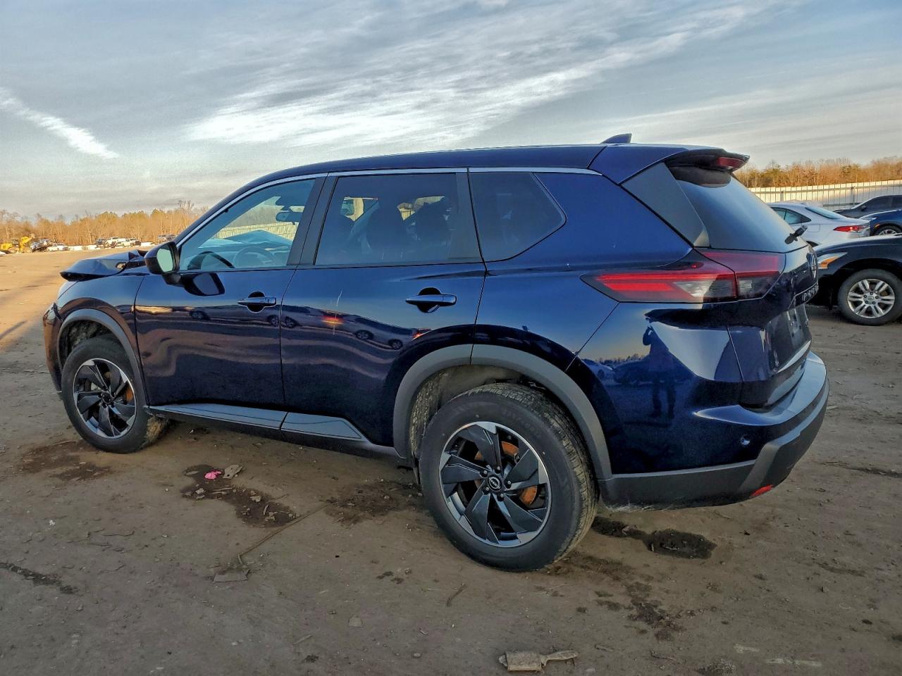 2024 NISSAN ROGUE SV photo 2