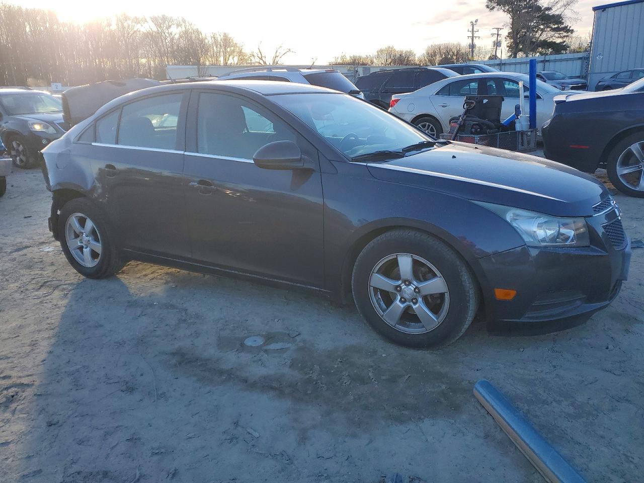 2014 CHEVROLET CRUZE LT photo 4