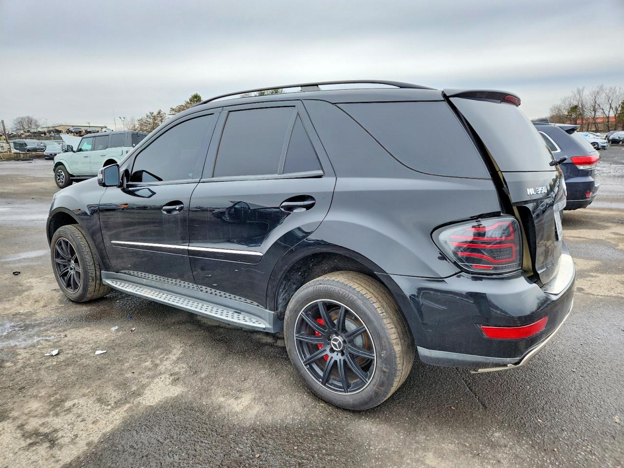 2009 MERCEDES-BENZ ML 350 photo 2