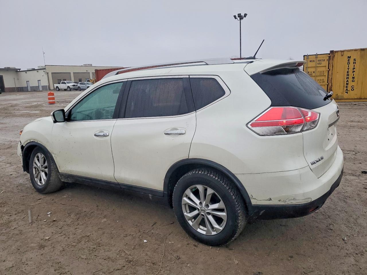 2016 NISSAN ROGUE S photo 3