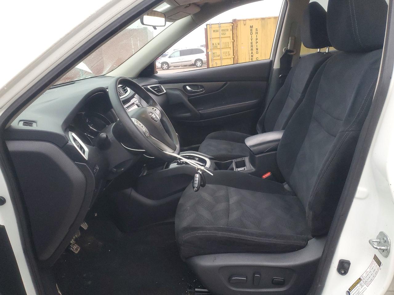 2016 NISSAN ROGUE S photo 13