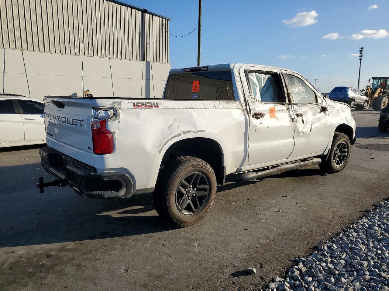 2021 CHEVROLET SILVERADO K1500 LT TRAIL BOSS photo 3