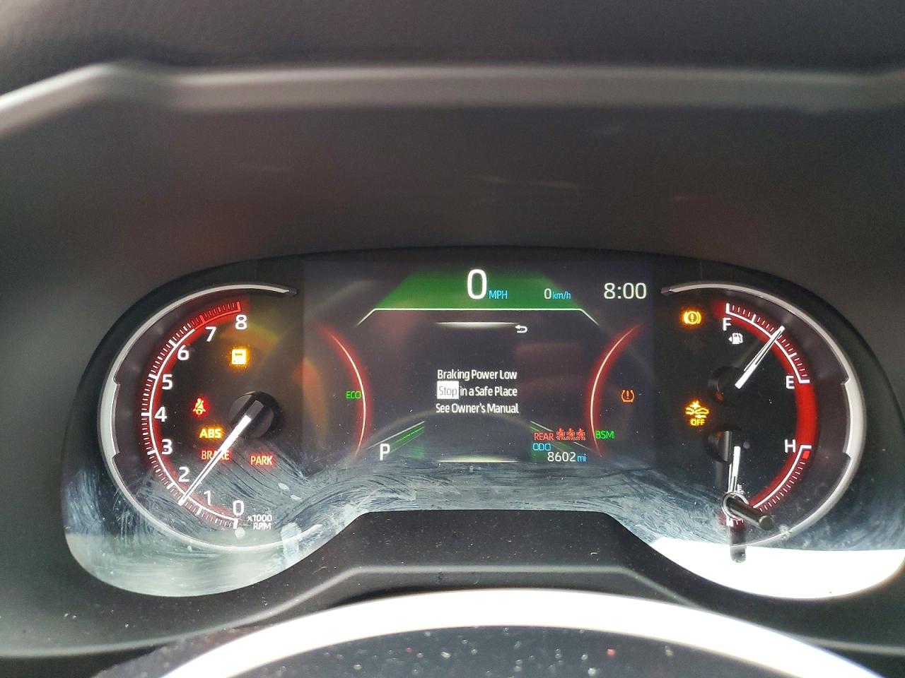 2024 TOYOTA RAV4 LE photo 9