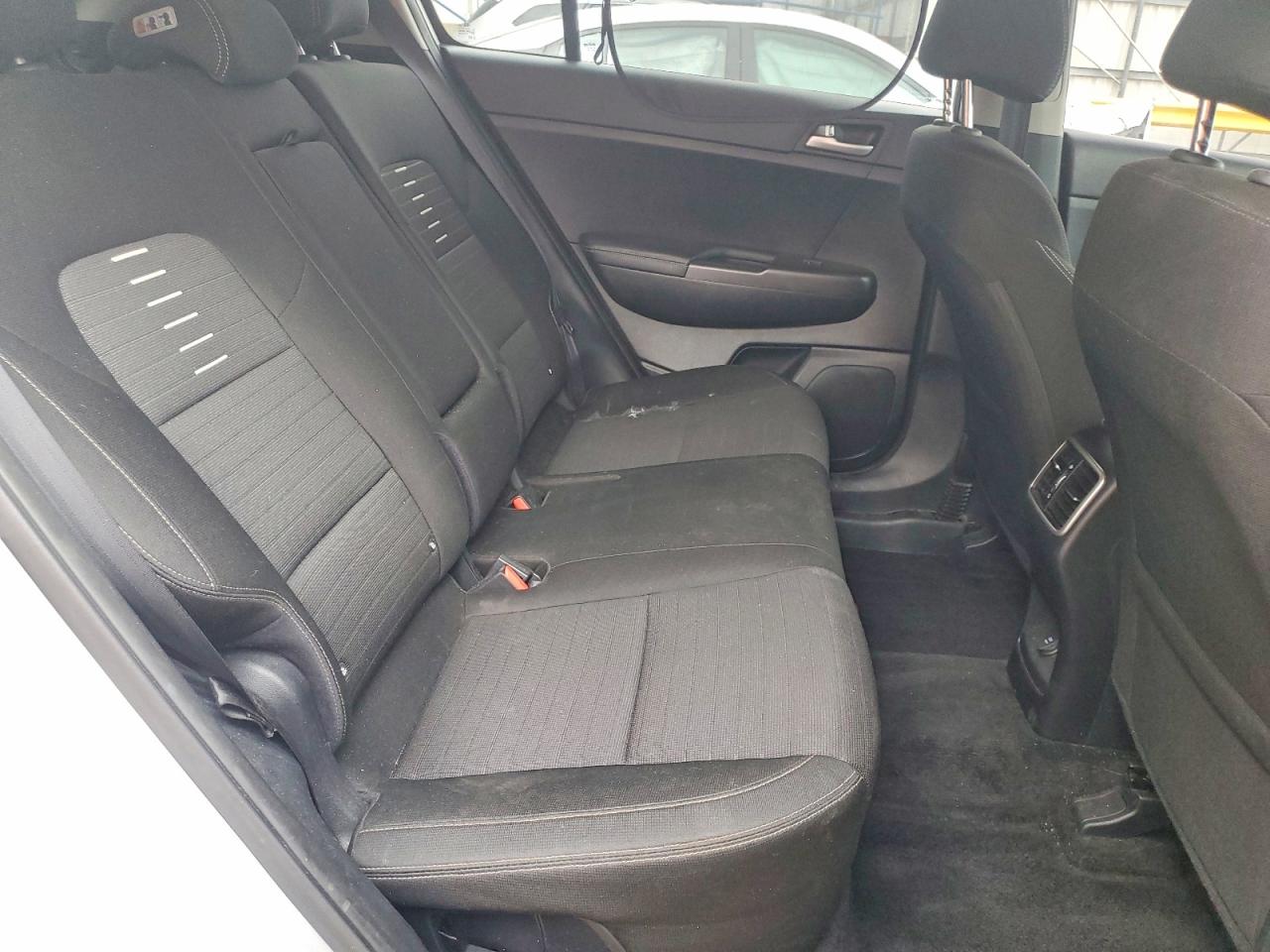 2018 KIA SPORTAGE LX photo 11
