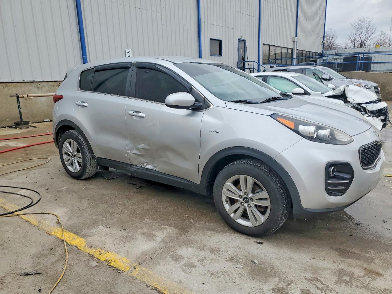 2018 KIA SPORTAGE LX photo 4