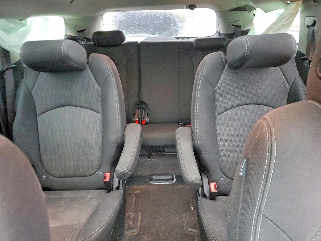 2014 CHEVROLET TRAVERSE LT photo 19