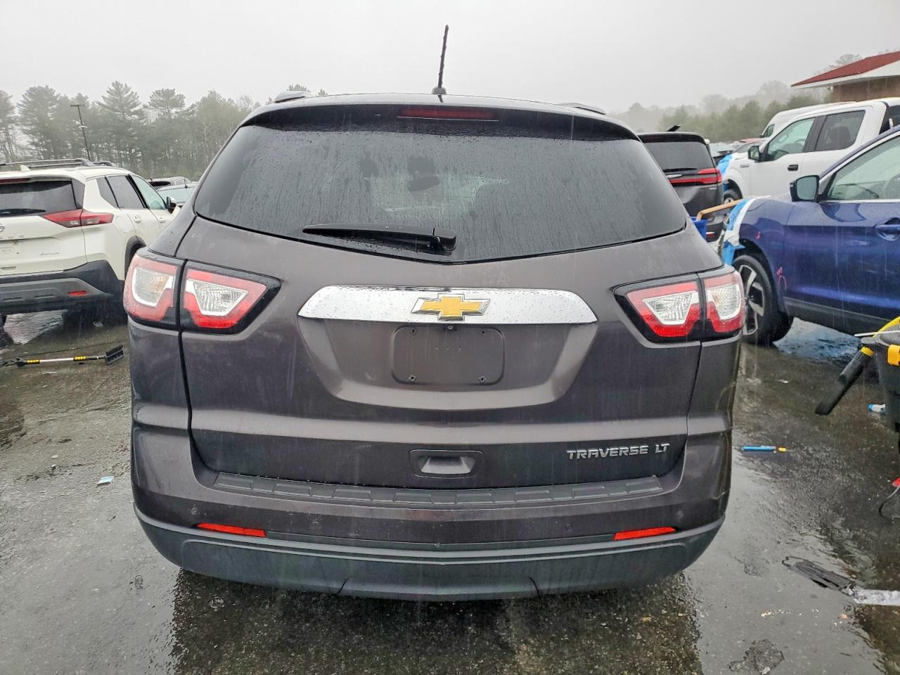 2014 CHEVROLET TRAVERSE LT photo 11