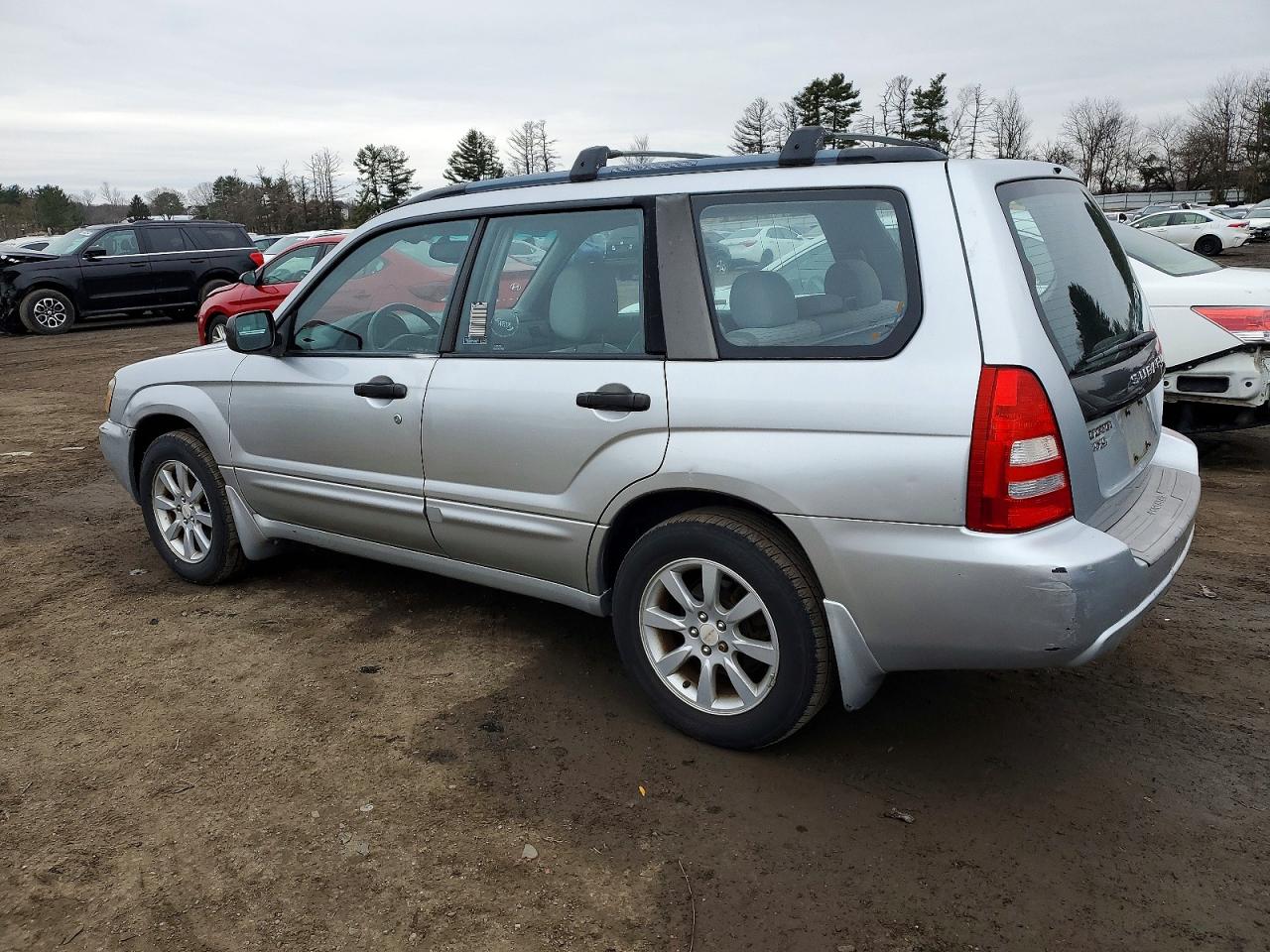 2005 SUBARU FORESTER 2.5XS photo 2