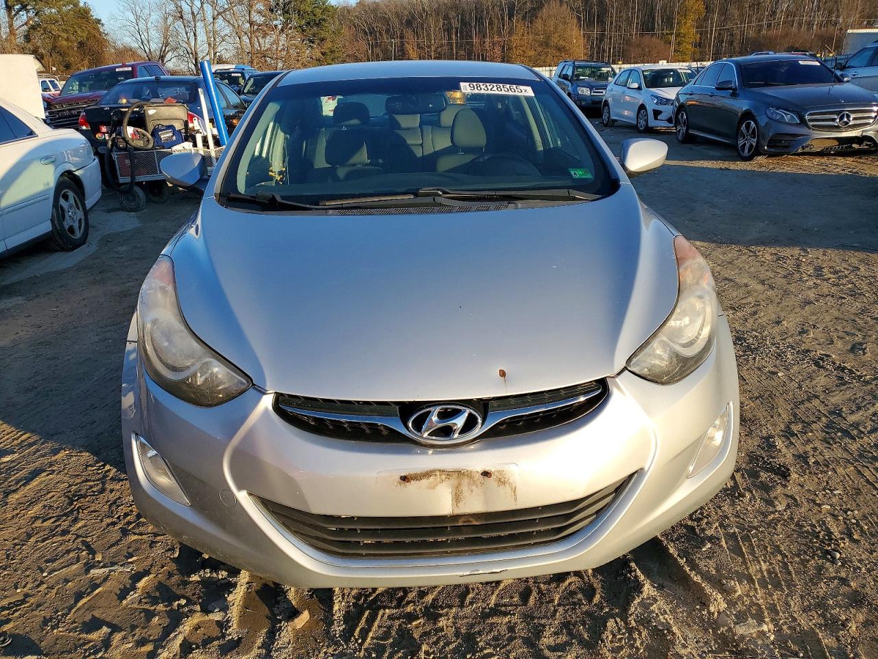 2012 HYUNDAI ELANTRA GLS photo 5