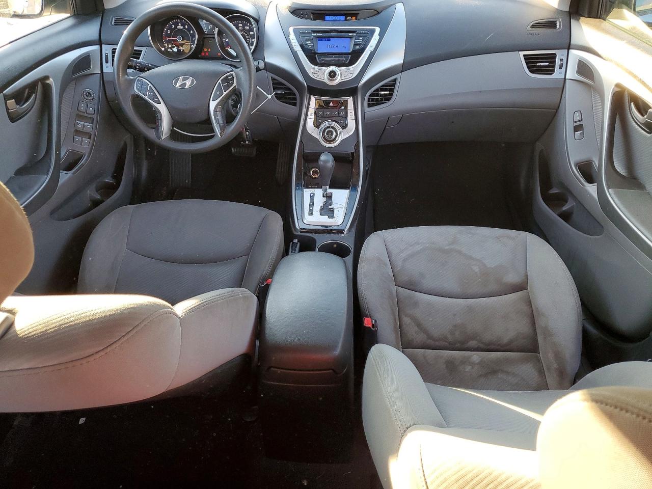 2012 HYUNDAI ELANTRA GLS photo 8