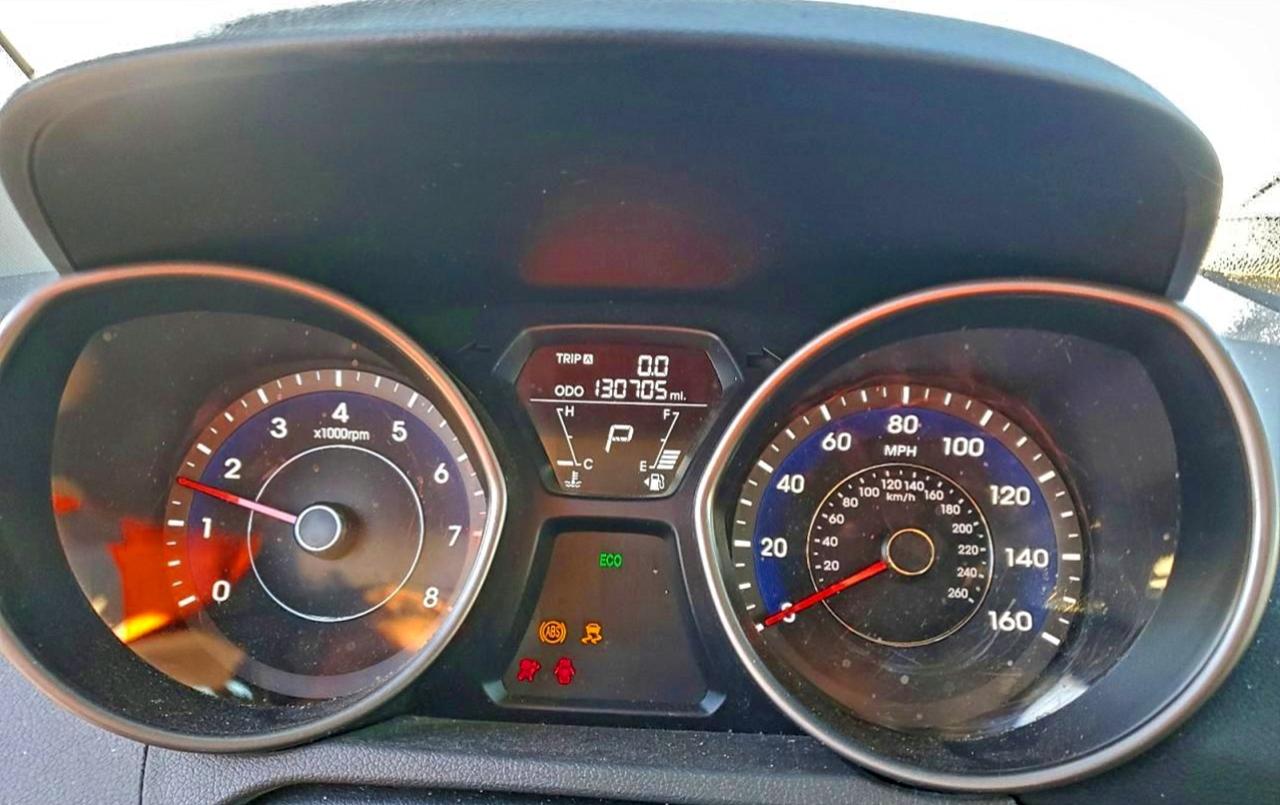 2012 HYUNDAI ELANTRA GLS photo 9