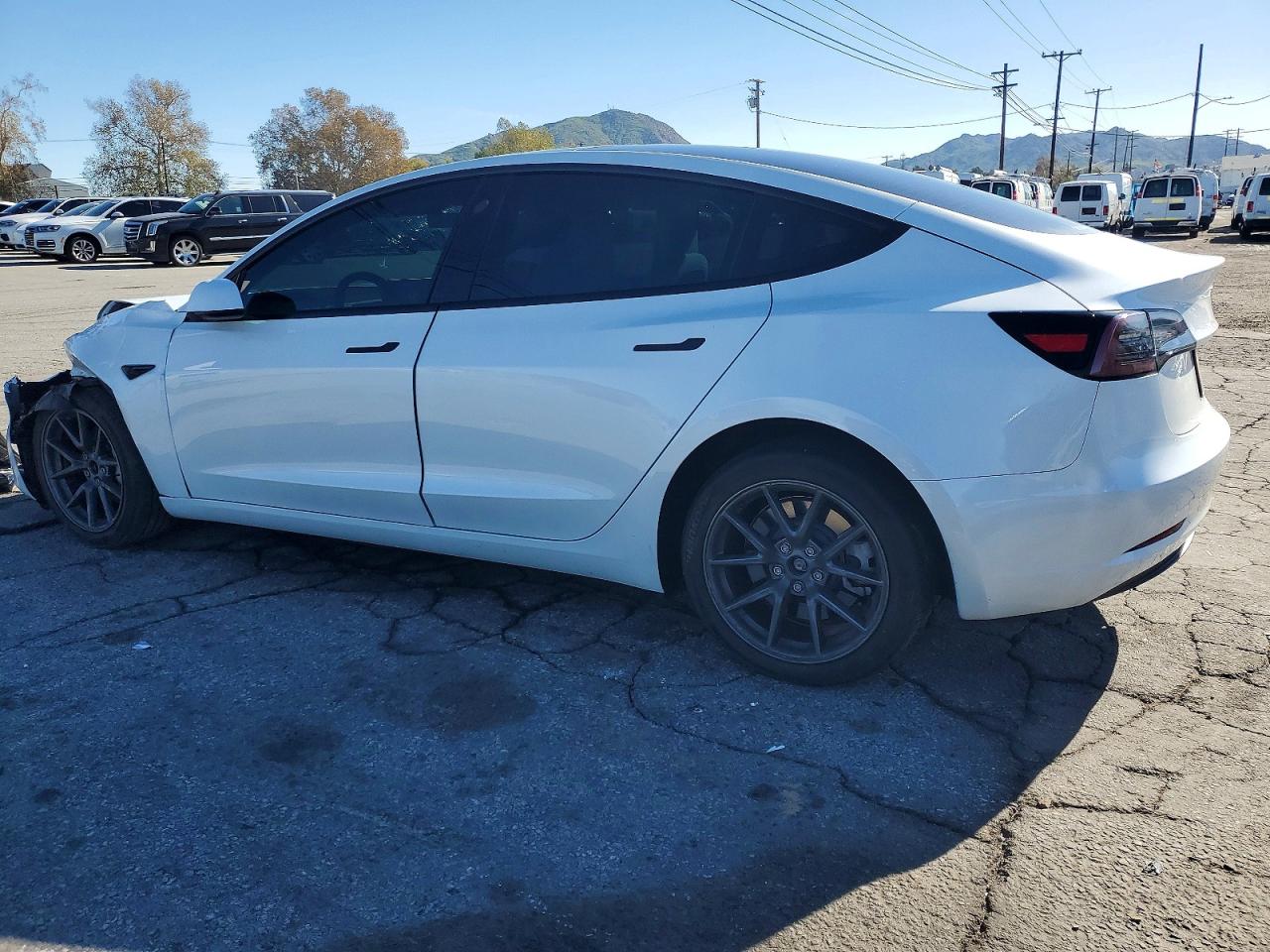 2023 TESLA MODEL 3 photo 3