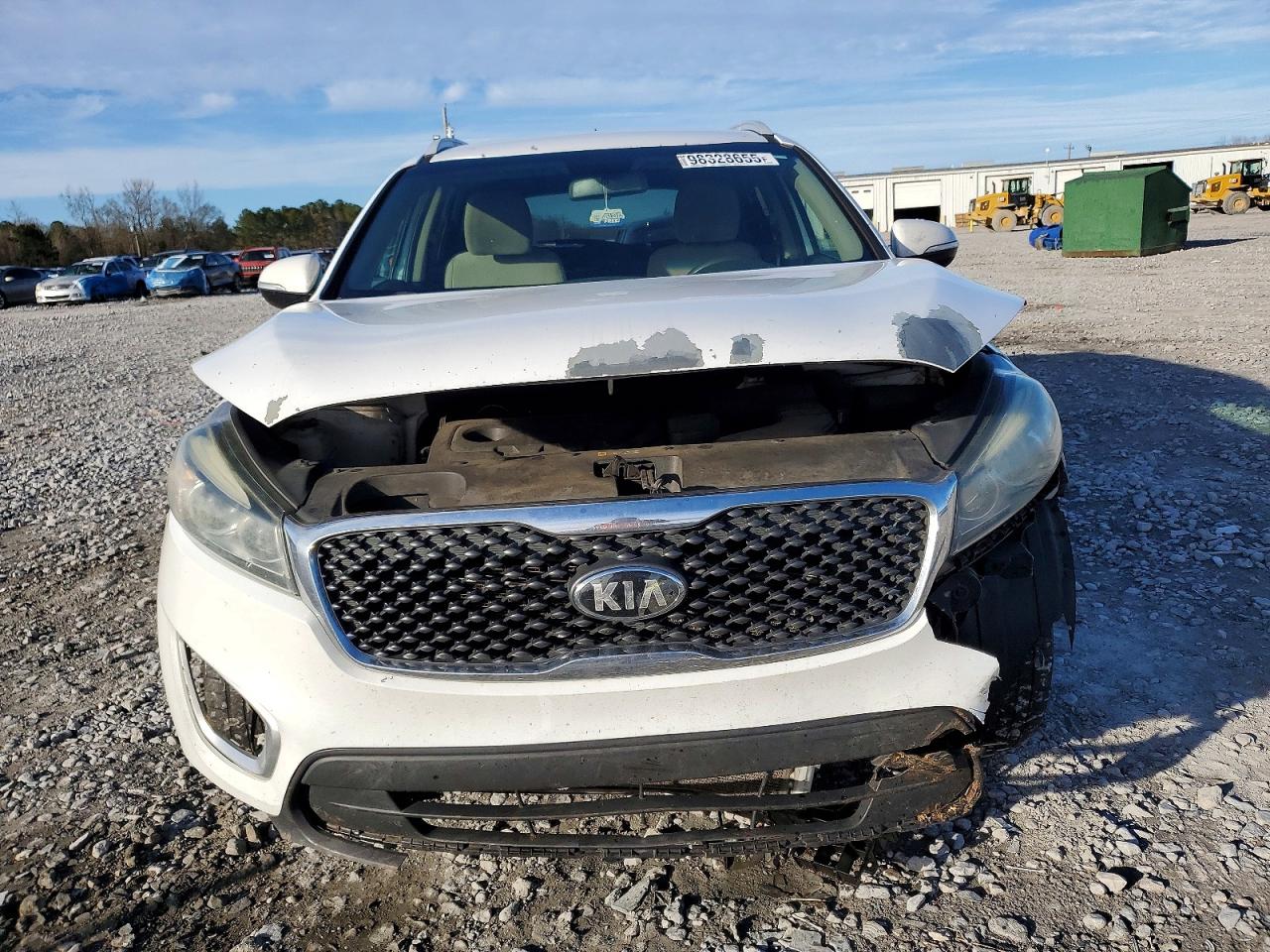 2017 KIA SORENTO LX photo 5