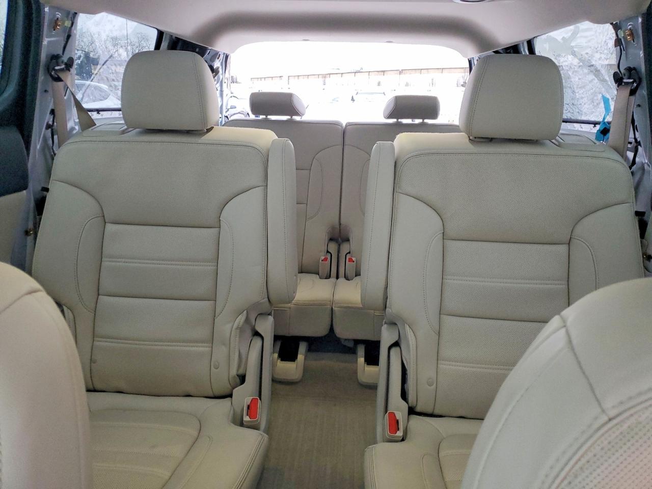 2023 GMC ACADIA DENALI photo 10