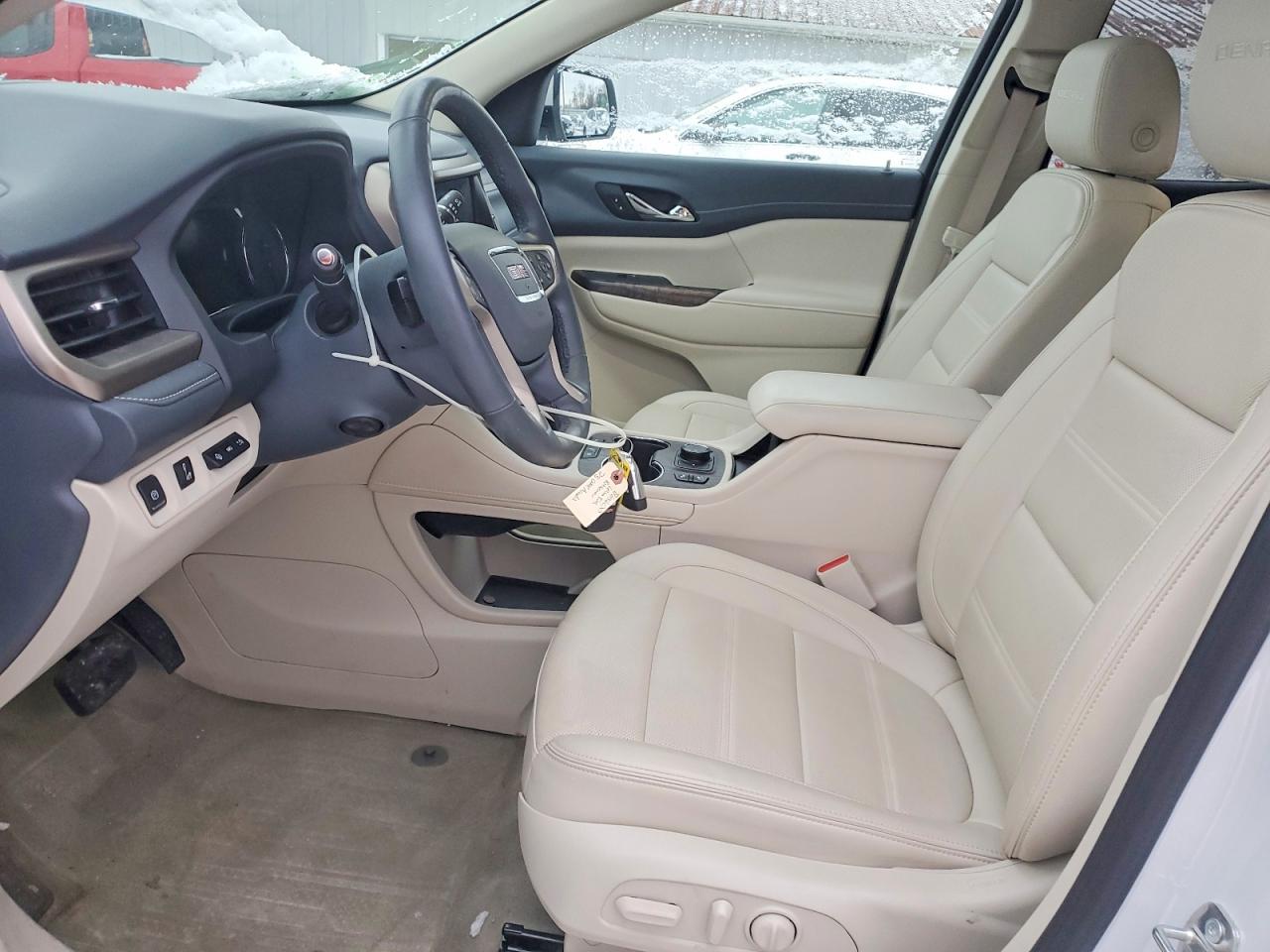 2023 GMC ACADIA DENALI photo 7