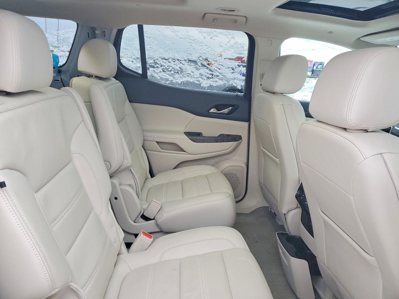 2023 GMC ACADIA DENALI photo 11