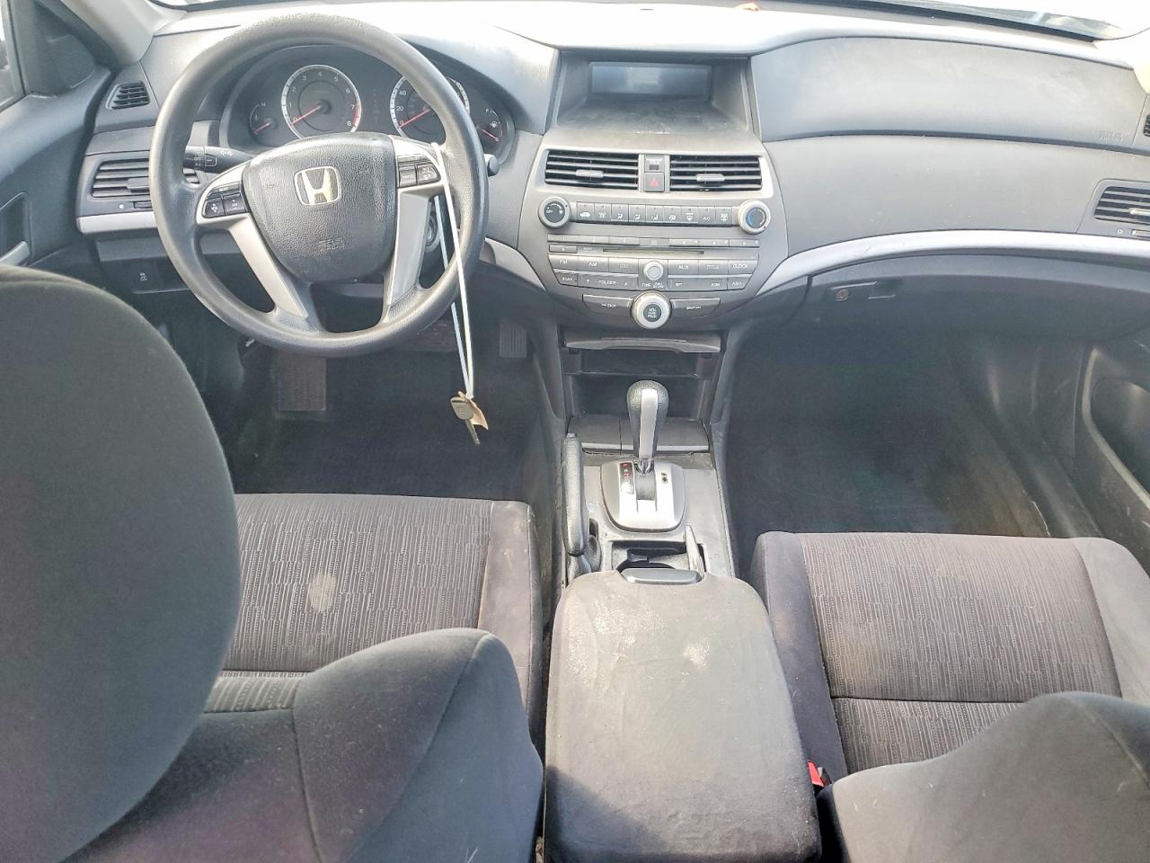 2011 HONDA ACCORD LXP photo 8