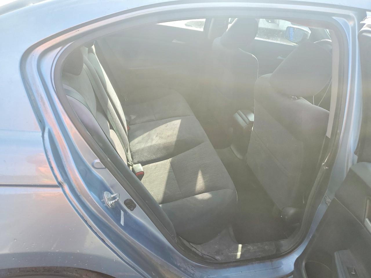 2011 HONDA ACCORD LXP photo 10