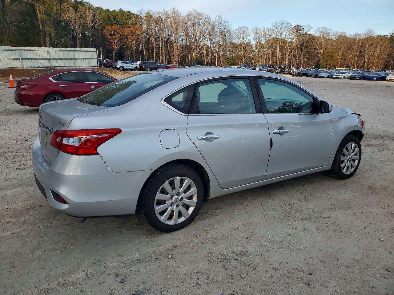 2017 NISSAN SENTRA S photo 3