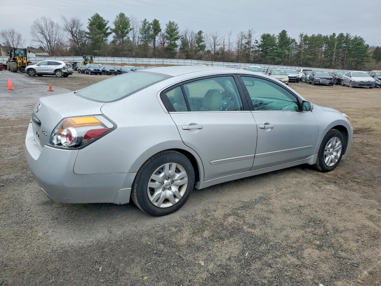 2012 NISSAN ALTIMA BASE photo 3