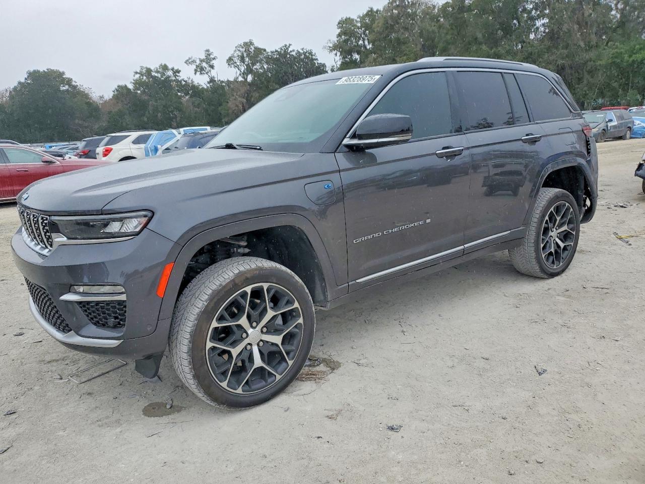2022 JEEP GRAND CHEROKEE