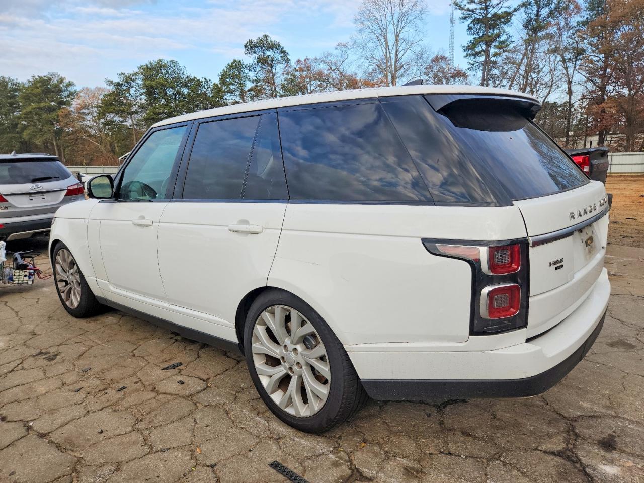 2020 LAND ROVER RANGE ROVER HSE photo 2